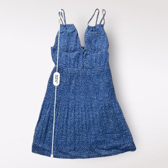 Missguided NWT Blue Floral Strappy Mini‎ Dress Size 4 - Picture 4 of 7